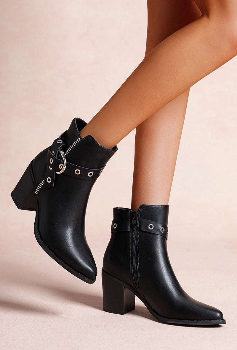 DOLLY heeled buckle western boot - BLACK