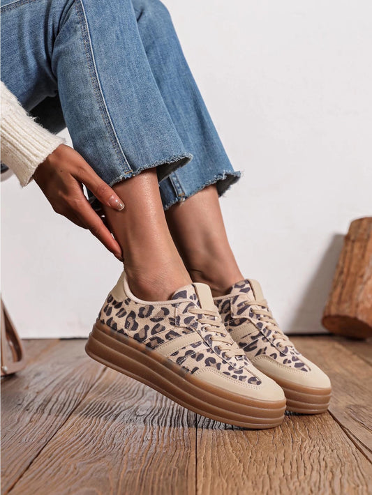 GIO - leopard print platform trainers