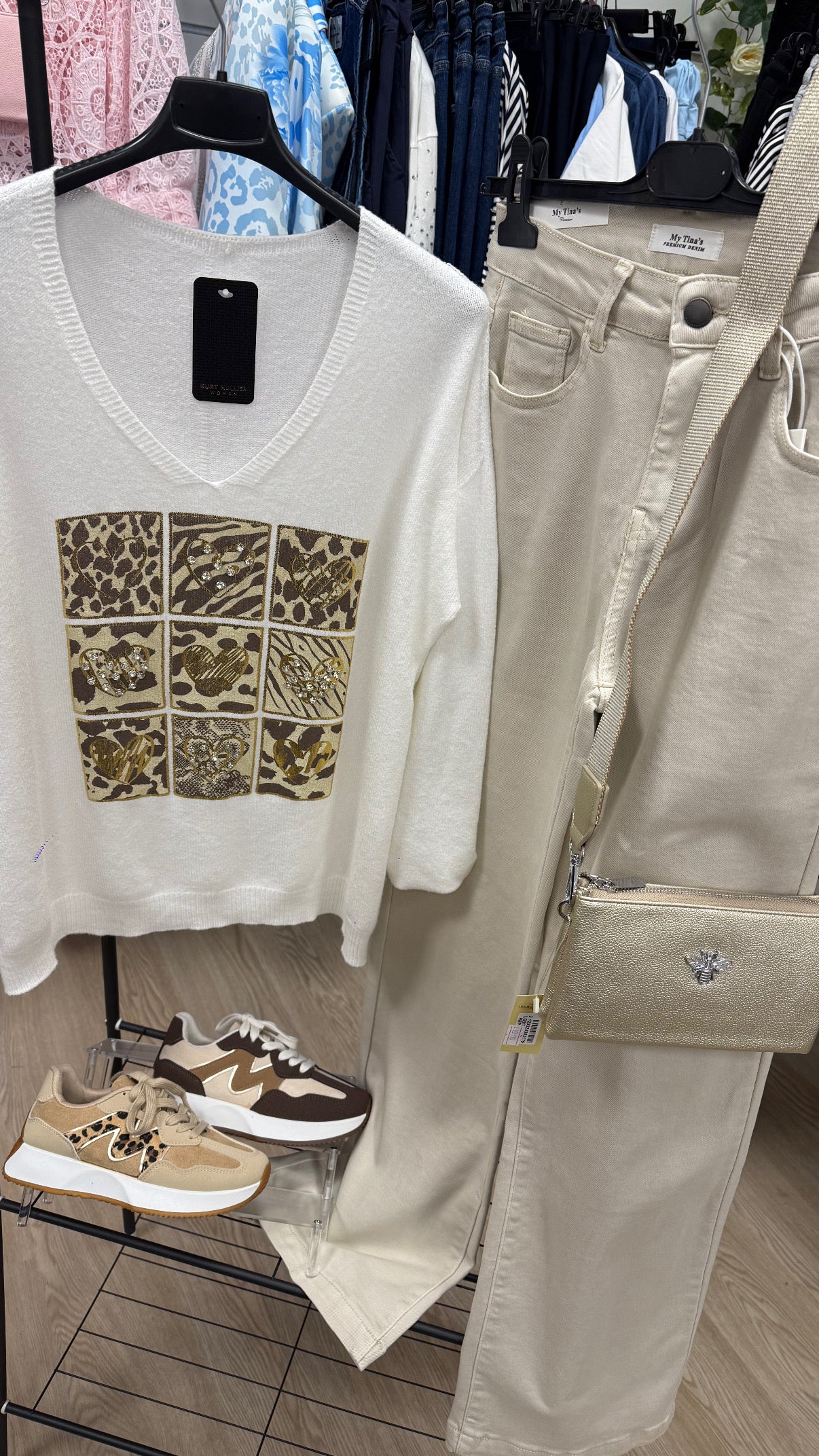 VERA soft knit leopard Detail Jumper - beige/off white